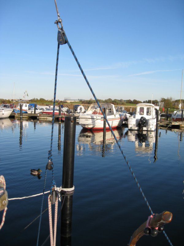 Akterstagssträckare-hanfot-1.JPG